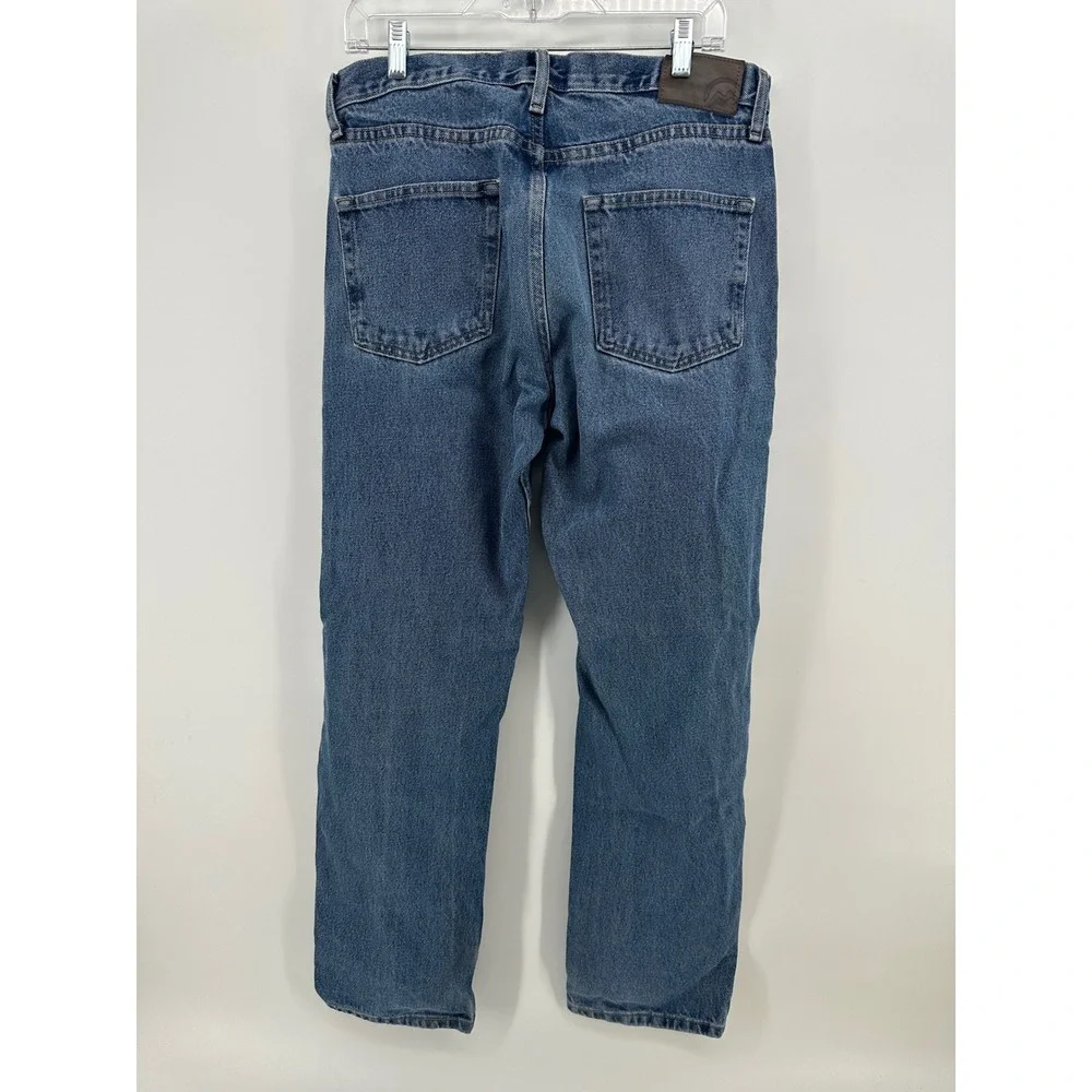 Magellan Outdoors Mens Straight Leg Jeans 33x32 Medium Wash Blue 100% Cotton